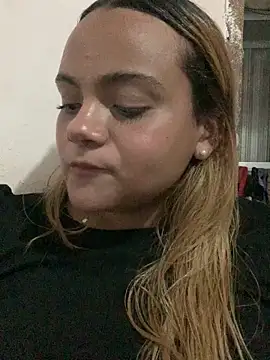 Snapshot of ayla0881 chatting on February 23, 9:01 pm ayla0881 online show from February 23, 9:01 pm