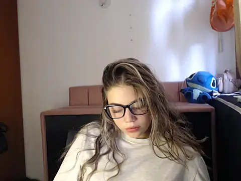 alaina blesssed online show from February 14, 4:59 pm