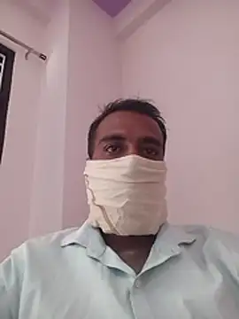 Snapshot of kuldeep12341 chatting on March 3, 7:25 am kuldeep12341 online show from March 3, 7:25 am