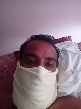 Snapshot of kuldeep12341 chatting on March 29, 5:51 am kuldeep12341 online show from March 29, 5:51 am