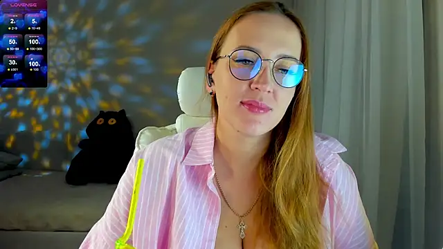 she wolf online show from May 29, 4:05 pm