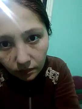 Snapshot of Nini_Jet chatting on March 4, 5:46 am Nini Jet online show from March 4, 5:46 am