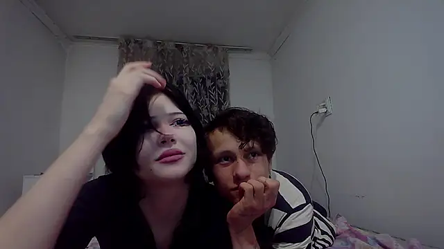 MegaanCollins online show from April 15, 6:15 pm