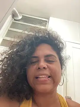 Snapshot of fromjungle chatting on February 13, 7:54 pm fromjungle online show from February 13, 7:54 pm