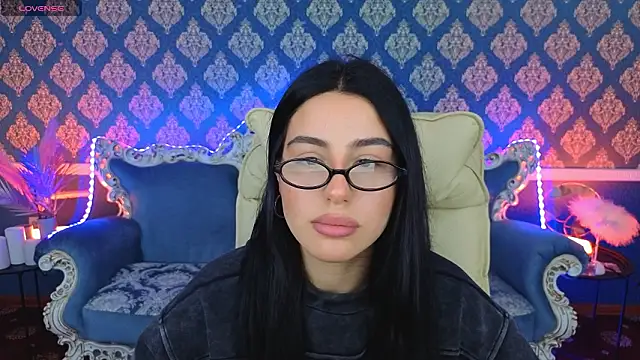 Snapshot of Twix_Ten chatting on February 22, 1:42 pm Twix Ten online show from February 22, 1:42 pm