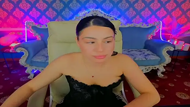 Snapshot of Twix_Ten chatting on February 26, 7:29 am Twix Ten online show from February 26, 7:29 am