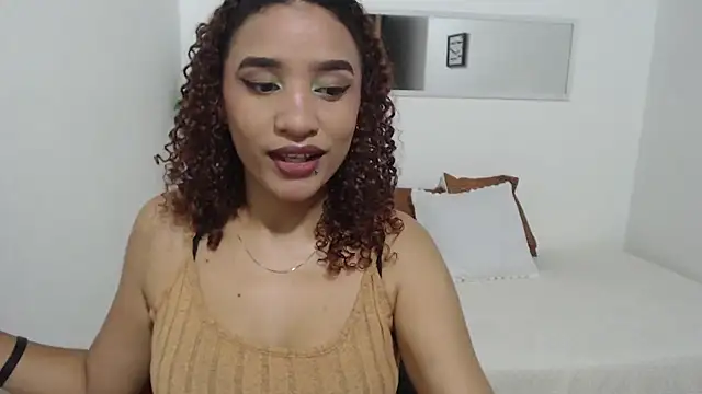 Alice Grinnerk online show from February 20, 2:06 pm