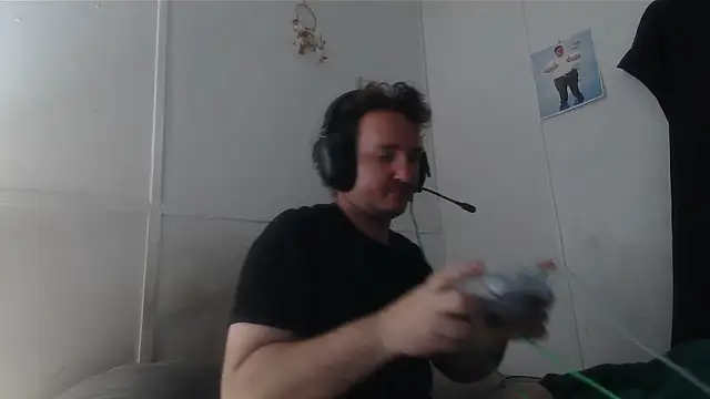 pbilip7787 online show from March 13, 8:59 pm