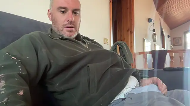 Snapshot of marcovik1 chatting on February 20, 12:38 pm marcovik1 online show from February 20, 12:38 pm