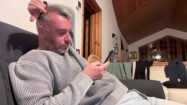 marcovik1 online show from March 15, 10:27 pm