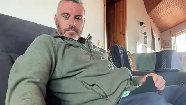 marcovik1 online show from March 19, 11:36 am