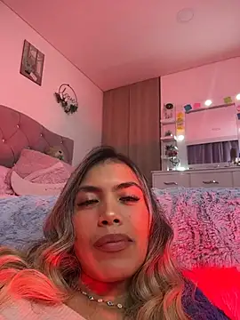 Snapshot of soffia_7 chatting on March 2, 5:08 am soffia 7 online show from March 2, 5:08 am