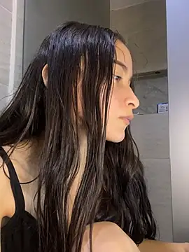 candy deluxe online show from March 3, 2:28 am