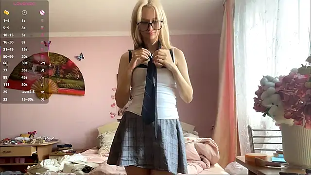 Snapshot of MelissaZaria chatting on July 7, 9:02 am MelissaZaria online show from July 7, 9:02 am