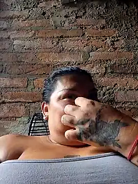 Snapshot of Juli_Powl chatting on March 19, 3:49 pm Juli Powl online show from March 19, 3:49 pm