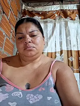 Snapshot of Juli_Powl chatting on March 22, 12:30 pm Juli Powl online show from March 22, 12:30 pm