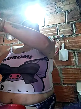 Snapshot of Juli_Powl chatting on March 31, 12:49 pm Juli Powl online show from March 31, 12:49 pm