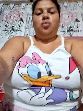 Snapshot of Juli_Powl chatting on April 14, 2:28 am Juli Powl online show from April 14, 2:28 am