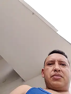 Hachi28 online show from March 24, 9:20 pm