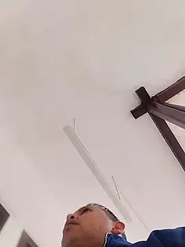 Hachi28 online show from April 9, 4:56 pm