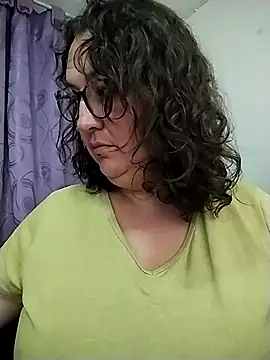 Snapshot of _Saraqueen chatting on March 1, 7:49 pm Saraqueen online show from March 1, 7:49 pm