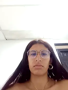 Snapshot of Esperanza__hot chatting on February 24, 3:21 pm Esperanza hot online show from February 24, 3:21 pm