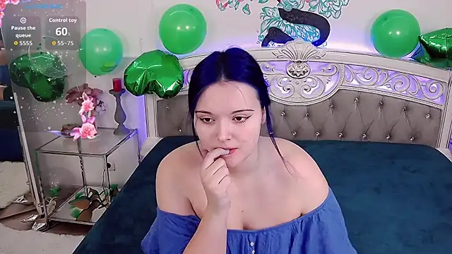 HazeMarie online show from March 18, 4:04 am