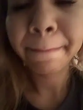 Alittleasaingirl online show from March 31, 1:40 am