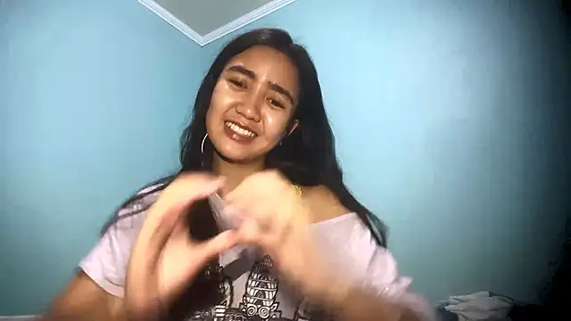 Snapshot of RessieAshcroft chatting on February 24, 1:20 pm RessieAshcroft online show from February 24, 1:20 pm