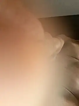 stressrliver88 online show from April 14, 2:17 am