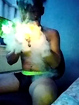 Snapshot of URALZERO420CLOUDS chatting on March 17, 4:06 am URALZERO420CLOUDS online show from March 17, 4:06 am