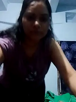 Snapshot of Anushka_Singh0 chatting on February 18, 3:52 pm Anushka Singh0 online show from February 18, 3:52 pm