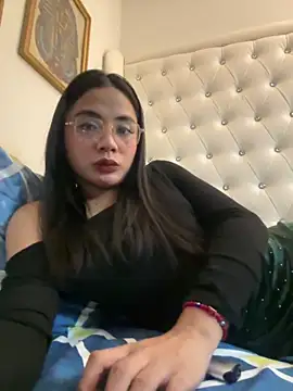 camillejoson online show from April 8, 12:16 pm