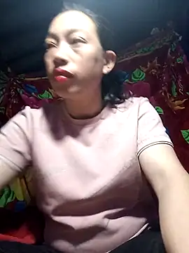 Snapshot of Susuu5790 chatting on February 17, 8:48 pm Susuu5790 online show from February 17, 8:48 pm