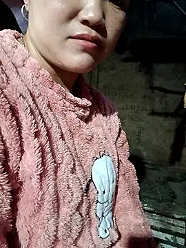 Snapshot of nelina_12345 chatting on February 19, 1:34 am nelina 12345 online show from February 19, 1:34 am