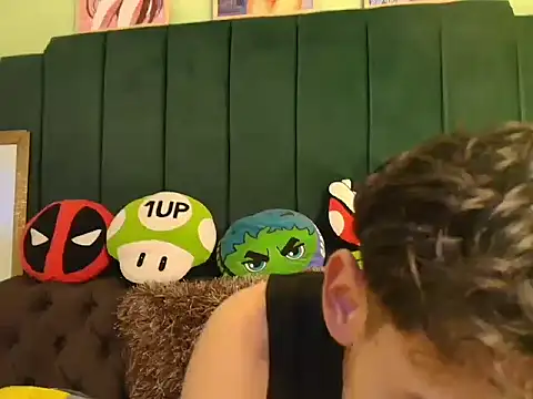 skinny jean  online show from March 9, 8:13 pm