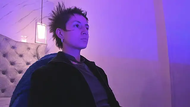 Snapshot of Fieramadame chatting on March 11, 12:11 pm Fieramadame online show from March 11, 12:11 pm