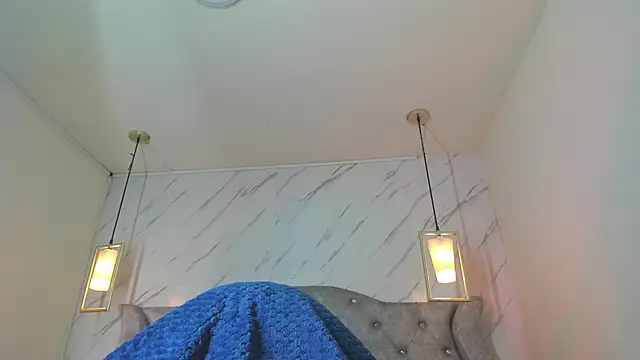 Snapshot of Fieramadame chatting on March 21, 6:22 pm Fieramadame online show from March 21, 6:22 pm