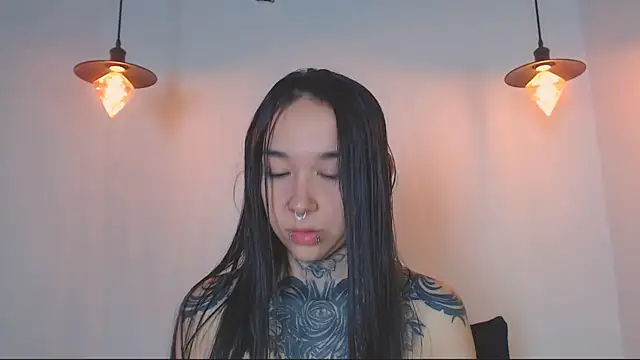 alien eyes09 online show from March 23, 2:04 am