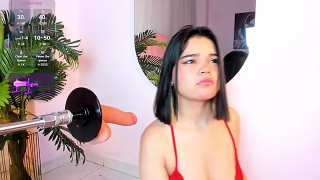 Snapshot of Rose_jener06 chatting on February 25, 5:44 pm Rose jener06 online show from February 25, 5:44 pm