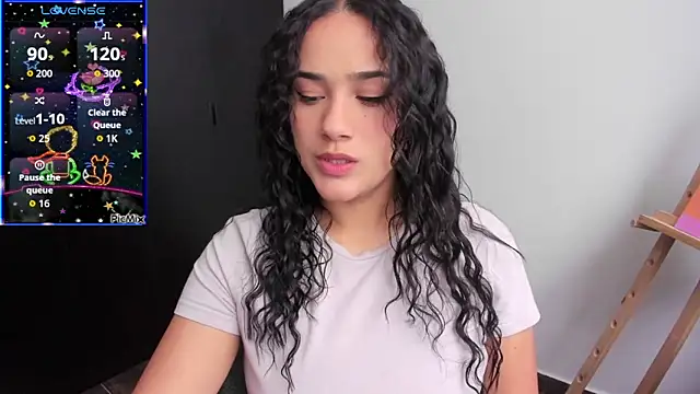 Snapshot of love_kriss chatting on February 26, 5:23 pm love kriss online show from February 26, 5:23 pm