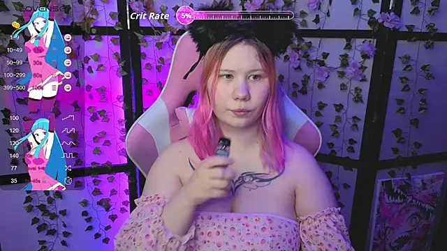 Snapshot of kitsune_little chatting on February 19, 11:28 am kitsune little online show from February 19, 11:28 am