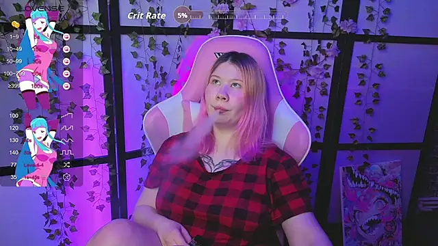 Snapshot of kitsune_little chatting on February 22, 7:45 pm kitsune little online show from February 22, 7:45 pm