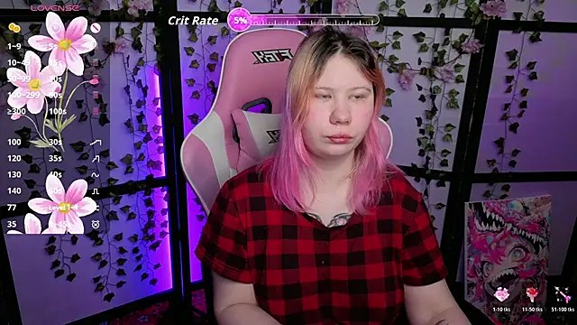 Snapshot of kitsune_little chatting on March 1, 9:39 pm kitsune little online show from March 1, 9:39 pm