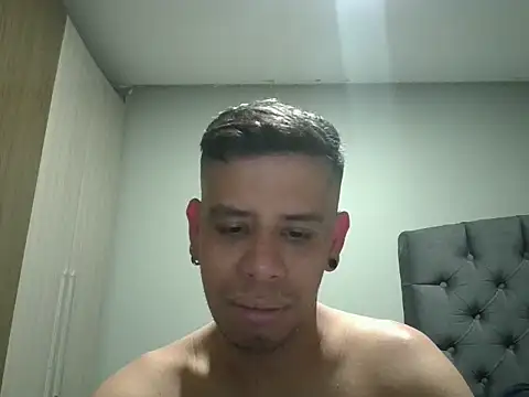 Snapshot of WILD_BIGCOCK35 chatting on February 28, 12:44 am WILD BIGCOCK35 online show from February 28, 12:44 am