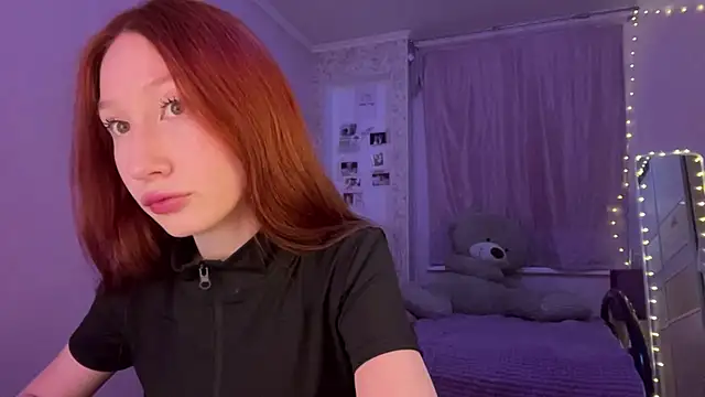 stella foxi online show from February 26, 4:06 pm