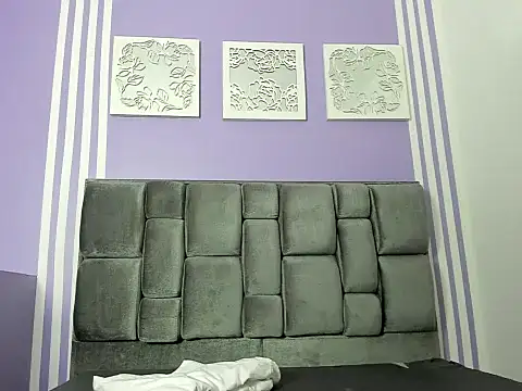 Snapshot of MAGGYE_MAX chatting on March 2, 1:18 pm MAGGYE MAX online show from March 2, 1:18 pm