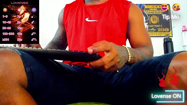 ZIANY 25CM online show from March 31, 9:37 pm