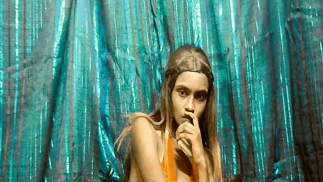 Snapshot of SassyXindian chatting on April 1, 2:14 pm SassyXindian online show from April 1, 2:14 pm