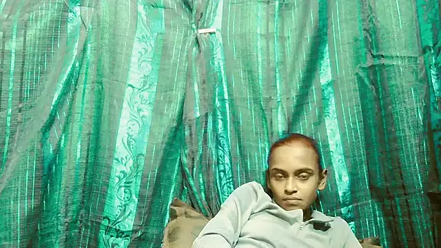 Snapshot of SassyXindian chatting on April 15, 5:14 am SassyXindian online show from April 15, 5:14 am